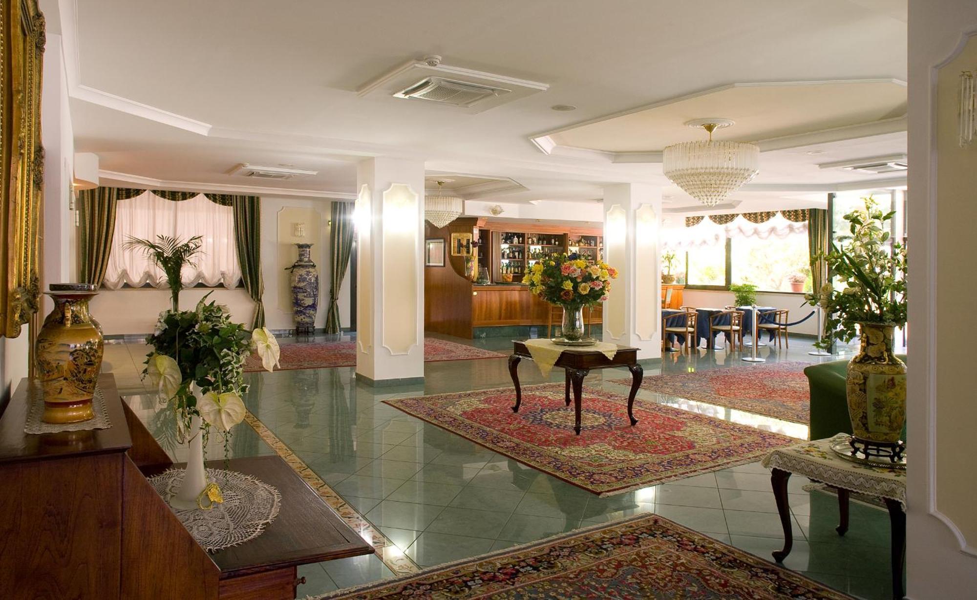Valdenza Hotel Campegine エクステリア 写真