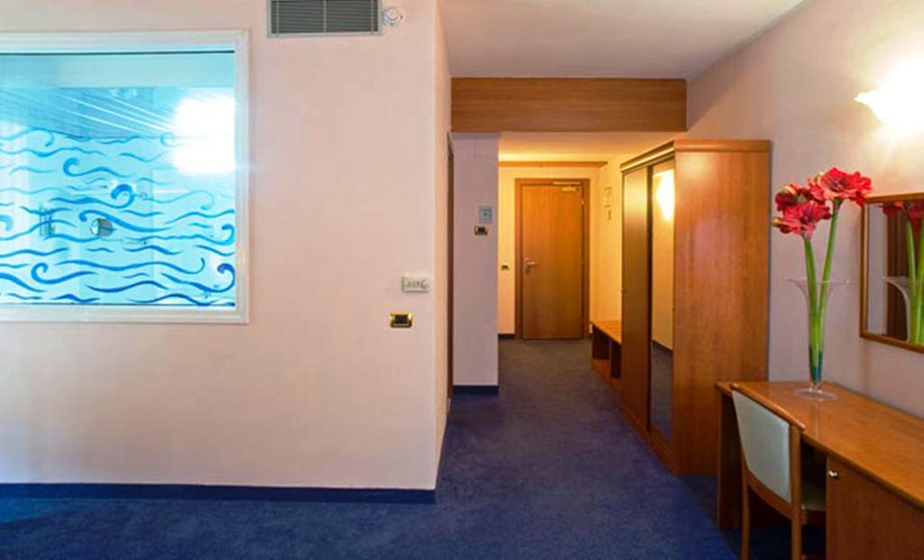 Valdenza Hotel Campegine エクステリア 写真
