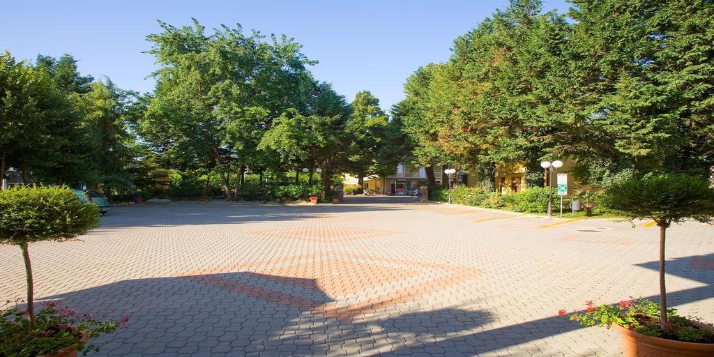 Valdenza Hotel Campegine エクステリア 写真